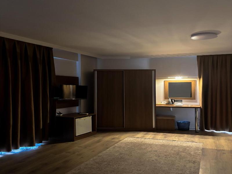 Gulluk Life Hotel image