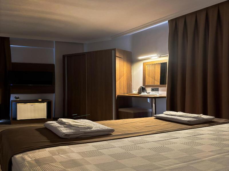 Gulluk Life Hotel image