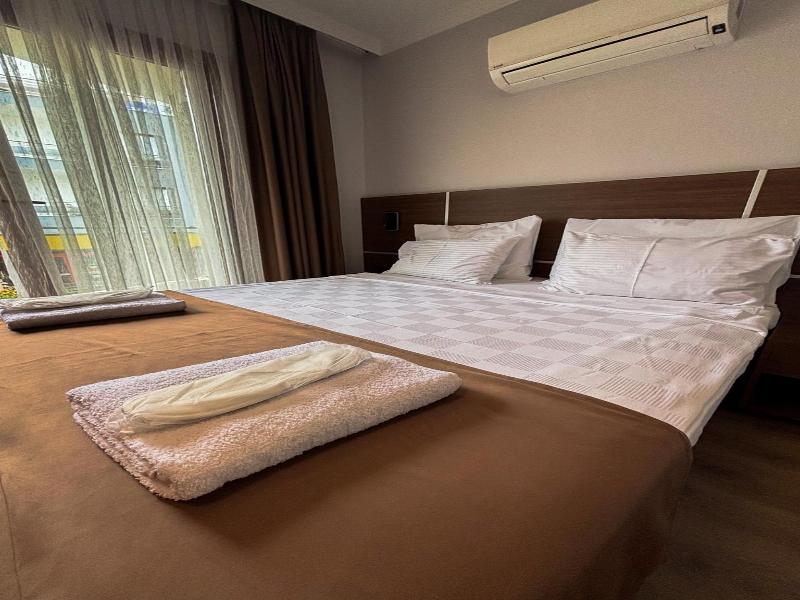 Gulluk Life Hotel image