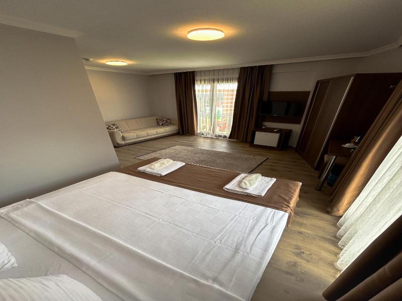 Gulluk Life Hotel image