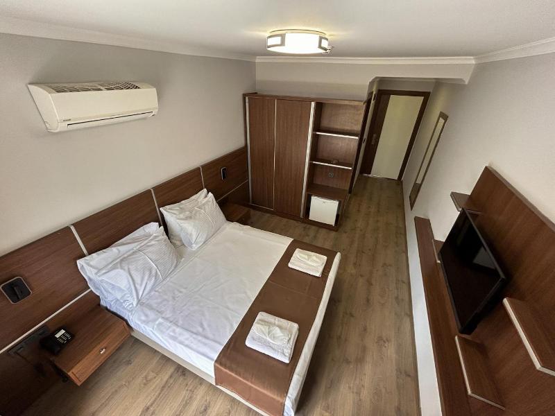 Gulluk Life Hotel image