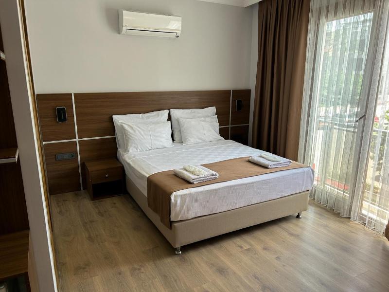Gulluk Life Hotel image