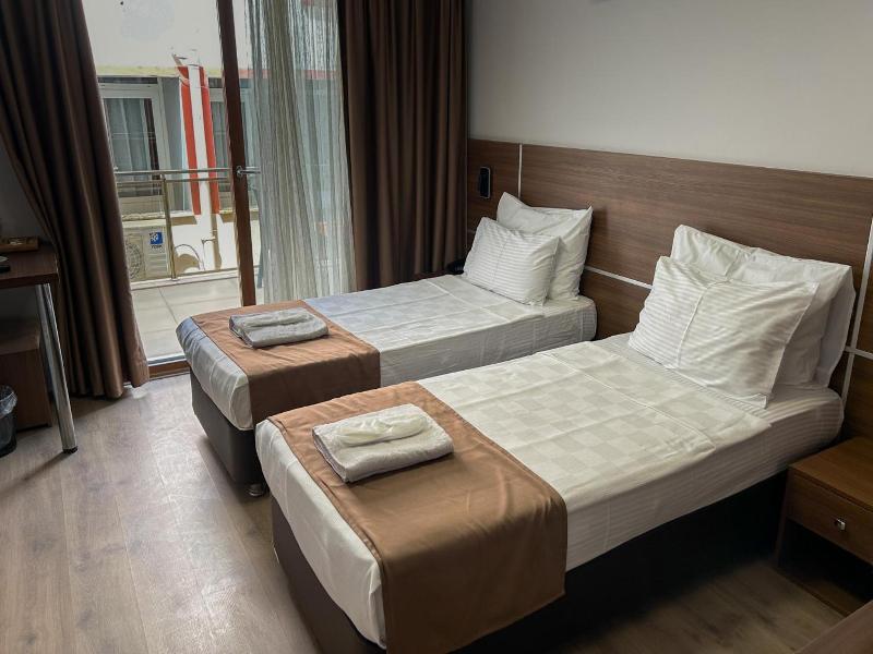 Gulluk Life Hotel image