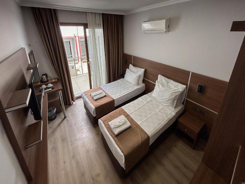 Gulluk Life Hotel image