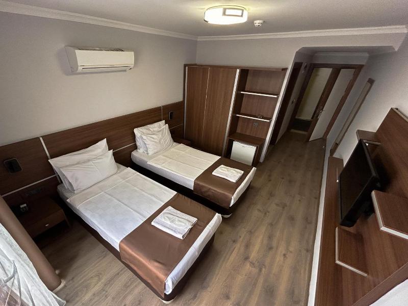 Gulluk Life Hotel image