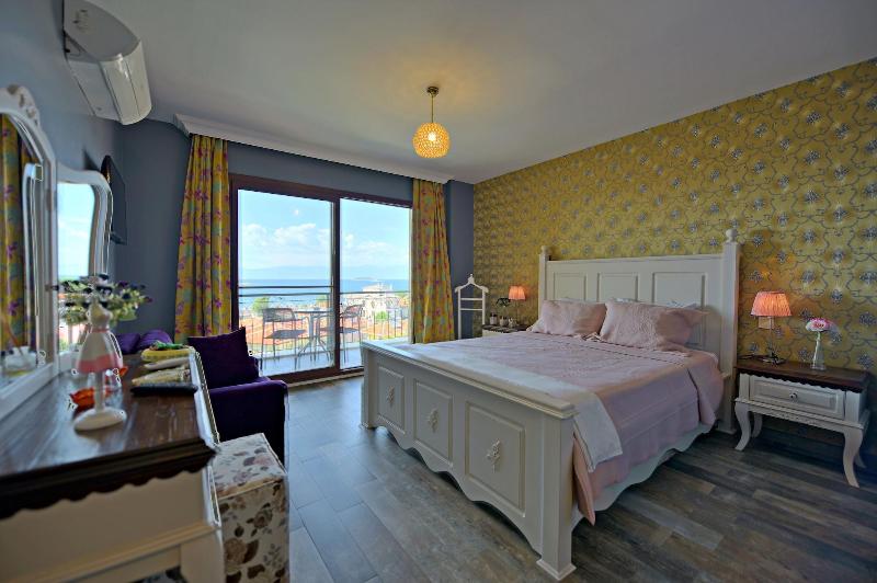 Nilufer Otel - Adult Only image