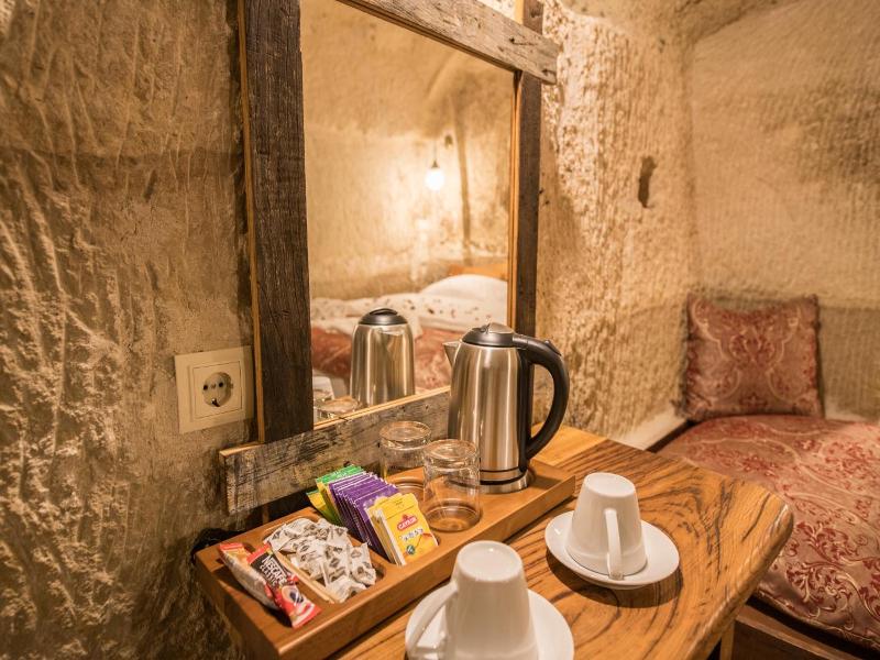 Charming Cave Hotel image