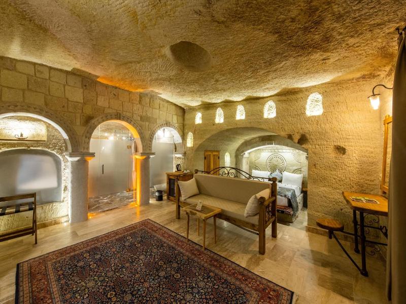 Charming Cave Hotel image