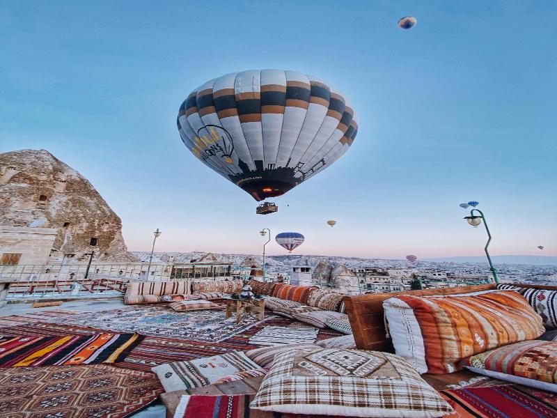 Charming Cave Hotel image