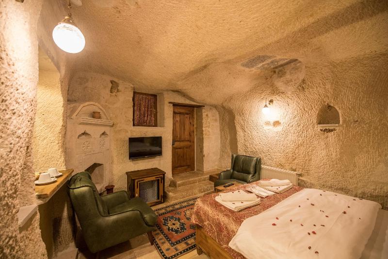 Charming Cave Hotel image