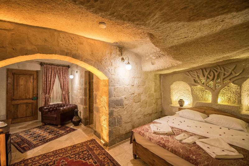 Charming Cave Hotel image