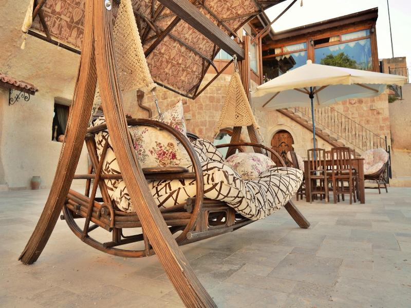 Grand Cave Suites image