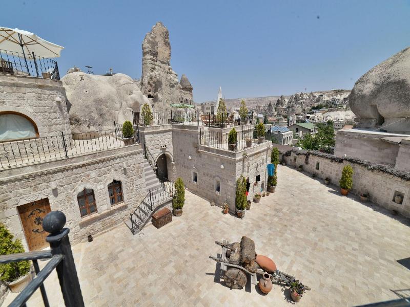 Grand Cave Suites image