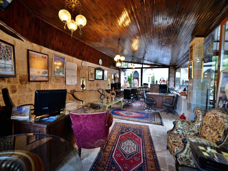 Grand Cave Suites image