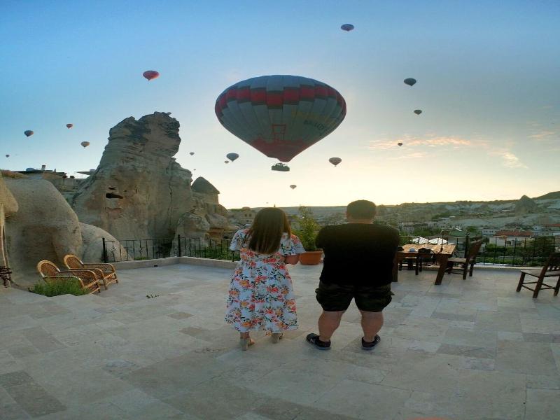 Grand Cave Suites image