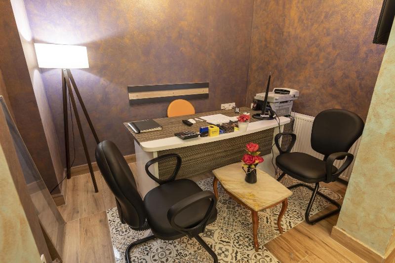 Royal Taksim Suites image