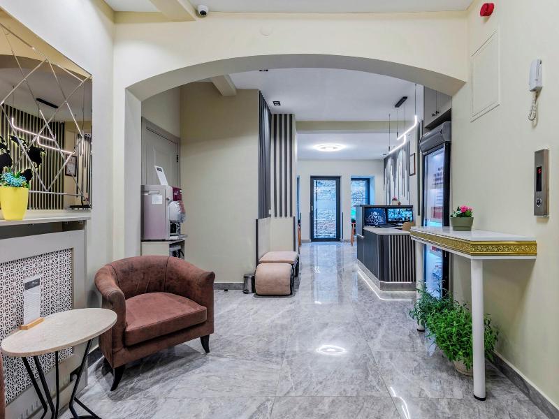 Royal Taksim Suites image
