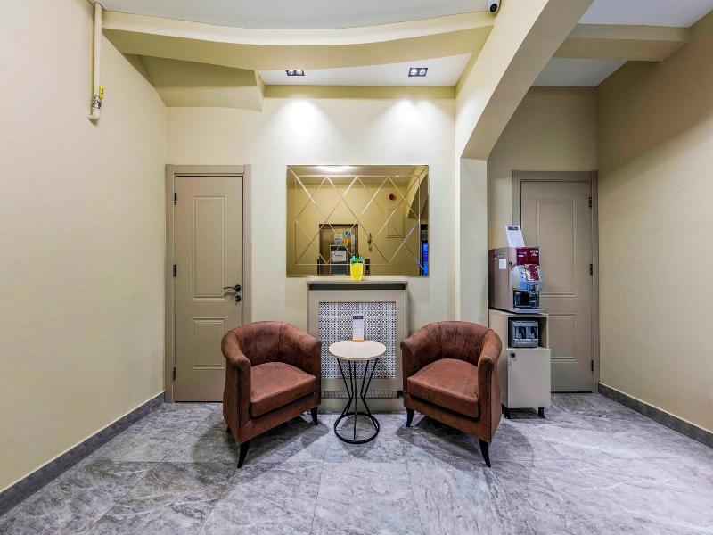 Royal Taksim Suites image