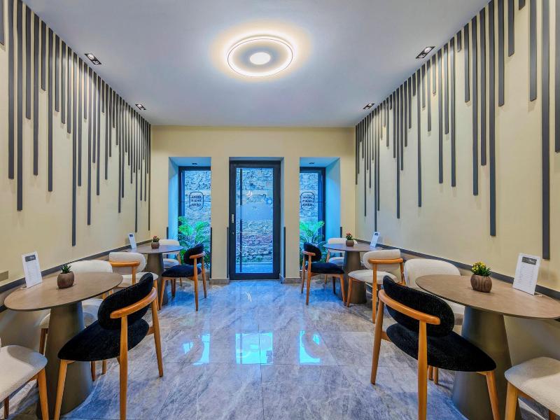 Royal Taksim Suites image