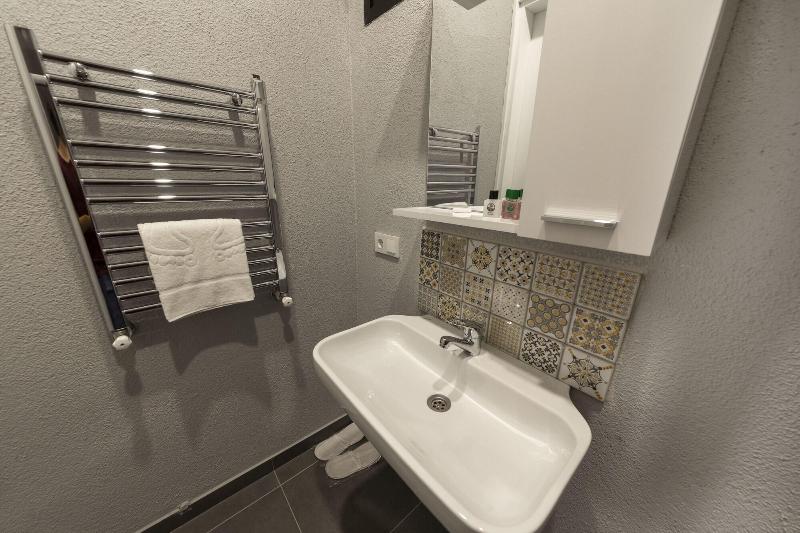 Royal Taksim Suites image
