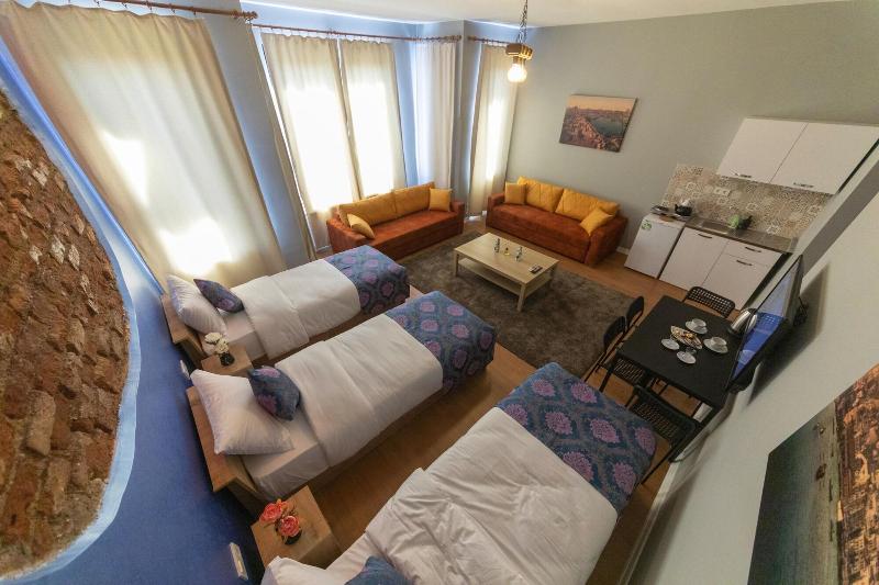 Royal Taksim Suites image