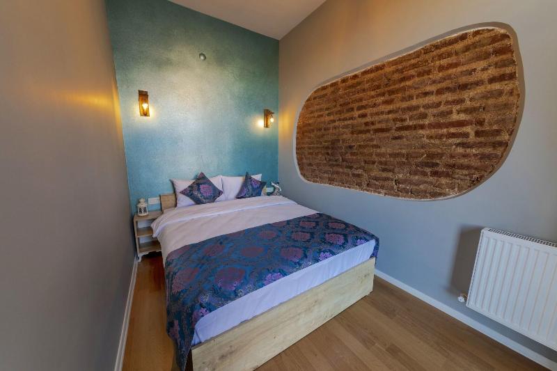 Royal Taksim Suites image
