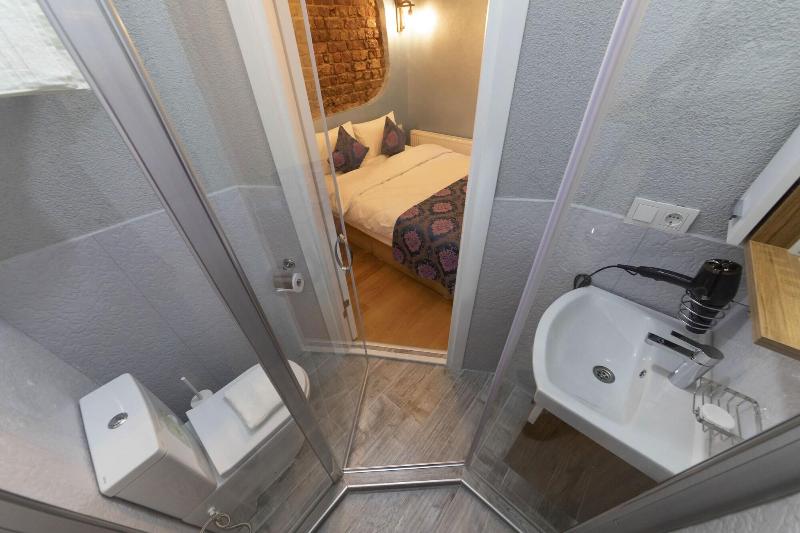 Royal Taksim Suites image
