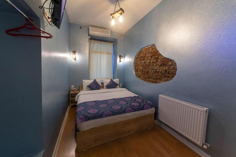 Royal Taksim Suites image