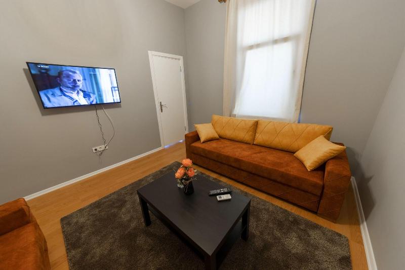 Royal Taksim Suites image