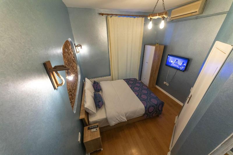 Royal Taksim Suites image