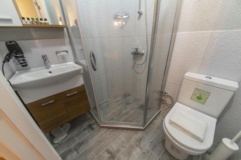 Royal Taksim Suites image