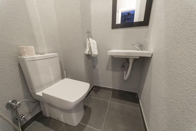 Royal Taksim Suites image