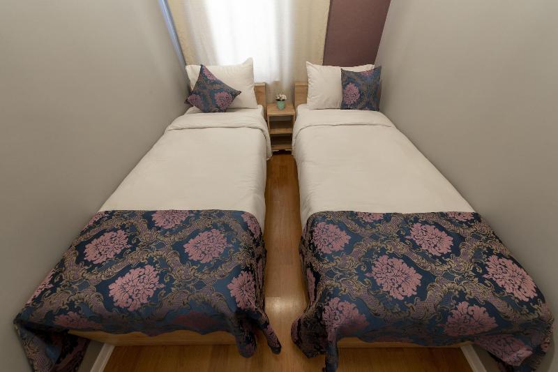 Royal Taksim Suites image