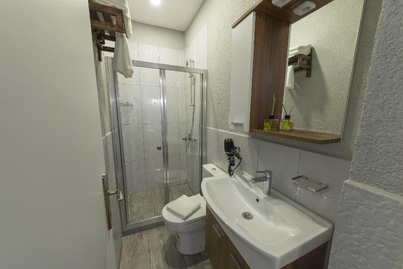 Royal Taksim Suites image