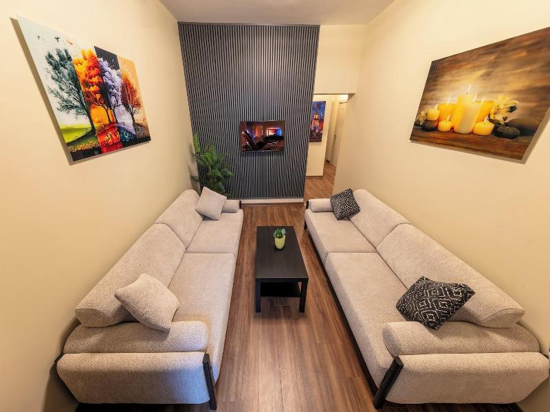 Royal Taksim Suites image
