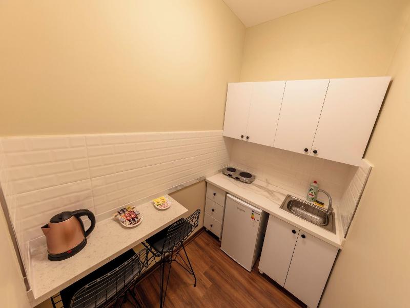 Royal Taksim Suites image