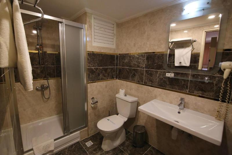 Aykut Palace Otel image
