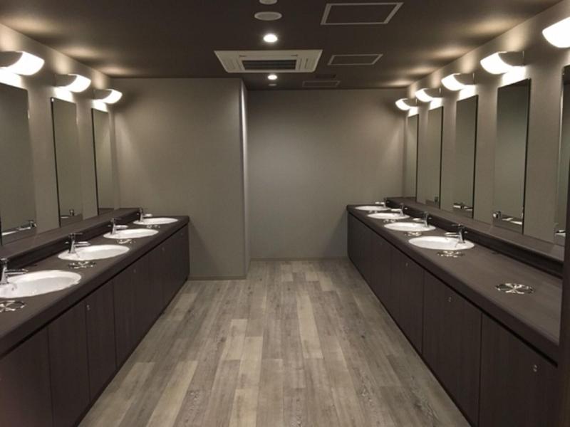 Bizcourt Cabin Susukino - Caters to Men image