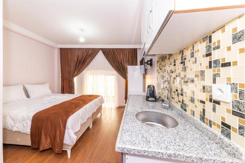 Tavra Hotel image