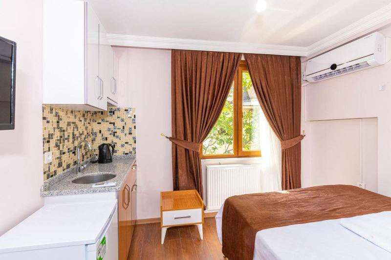 Tavra Hotel image