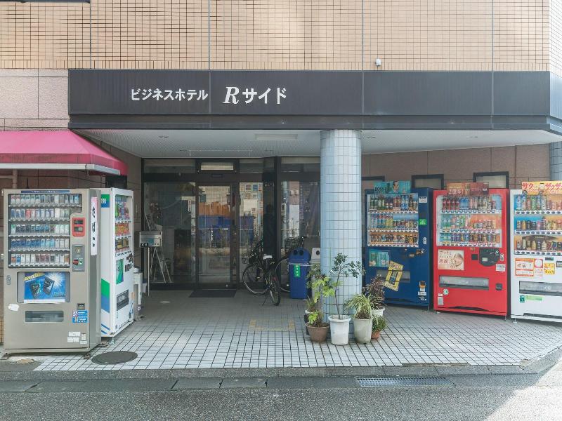 Oyo Business Hotel R Side Kanazawa image