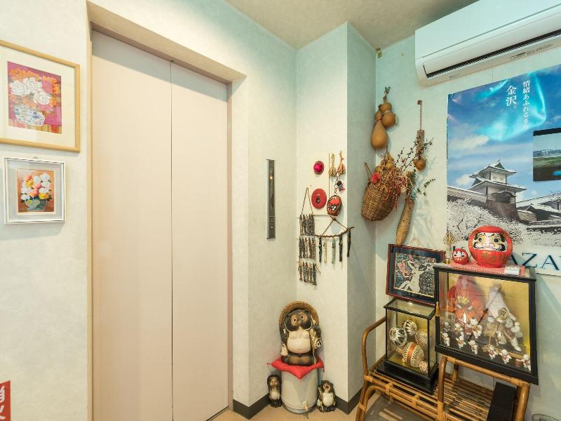 Oyo Business Hotel R Side Kanazawa image