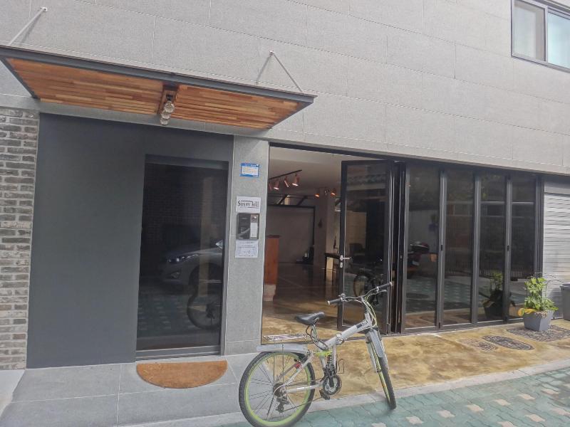 Sunny Hill Hostel Hongdae image