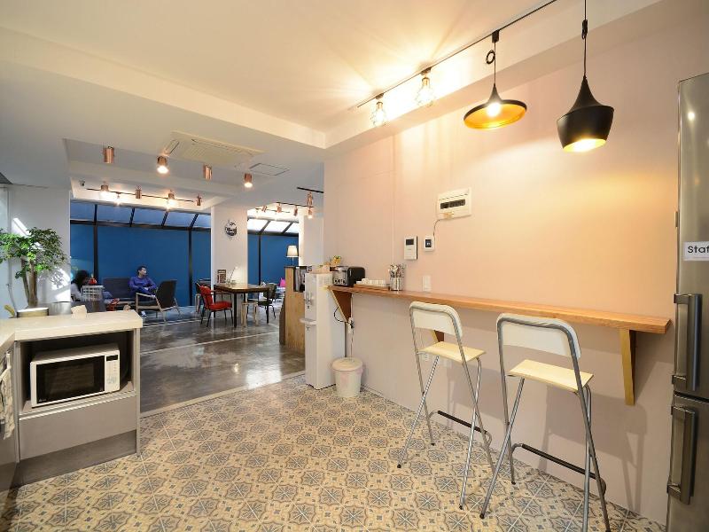 Sunny Hill Hostel Hongdae image
