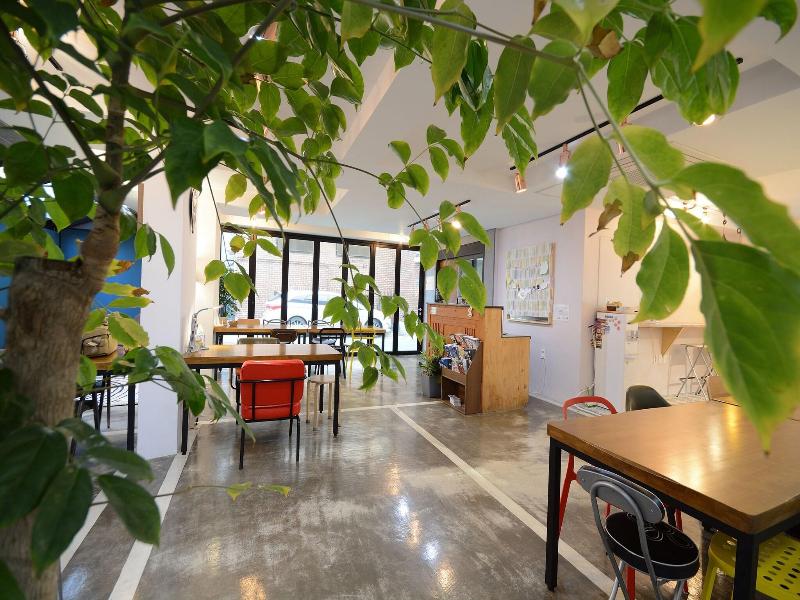 Sunny Hill Hostel Hongdae image