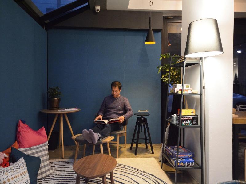Sunny Hill Hostel Hongdae image
