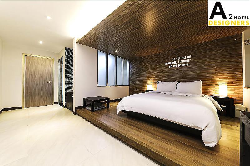 A2 Hotel Designers image