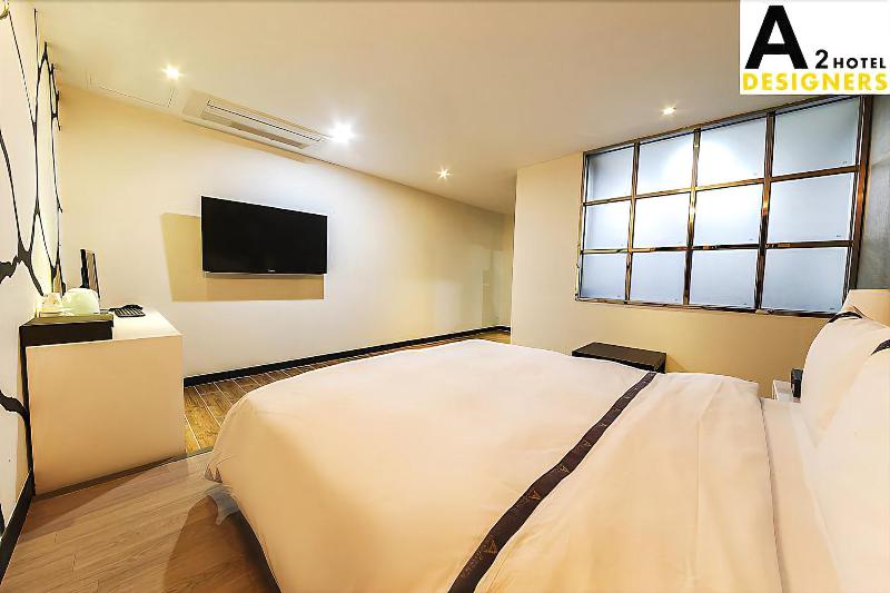 A2 Hotel Designers image