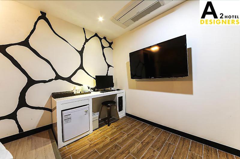 A2 Hotel Designers image