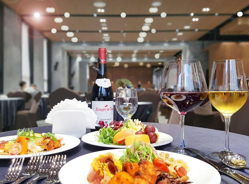 Gloucester Hotel Cheongju image